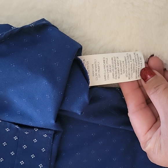 CLASSIC FIT SHIRT XL 17" - 171/2 " NECKLINE VAN HEUSEN - Picture 5 of 8